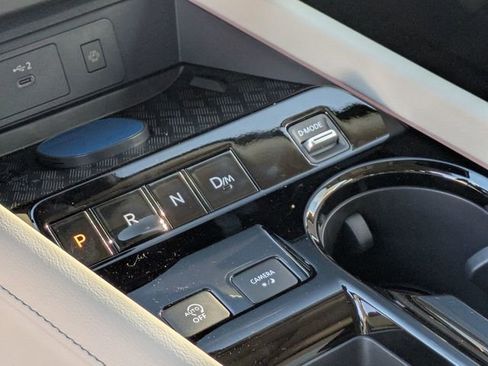 New 2026 Nissan Murano Platinum image 25