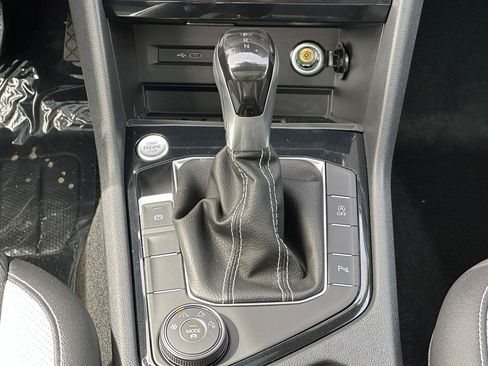 New 2025 Volkswagen Taos SEL AWD/4WD image 13