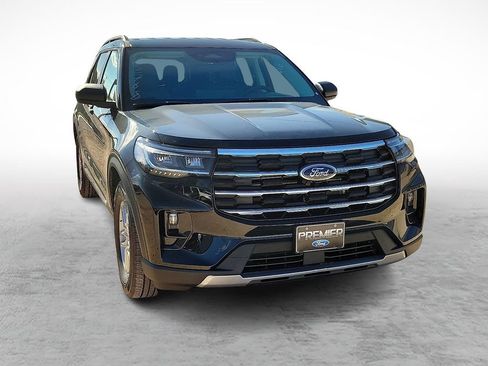 New 2025 Ford Explorer Active w/ Active Comfort Package RWD image 2