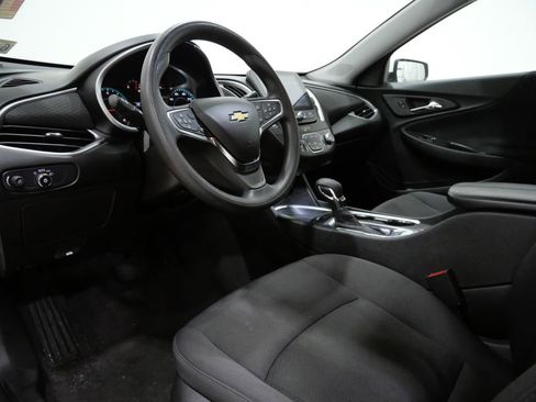 Used 2024 Chevrolet Malibu LT image 11