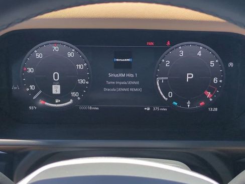 New 2026 Land Rover Defender 110 X-Dynamic SE AWD/4WD image 8