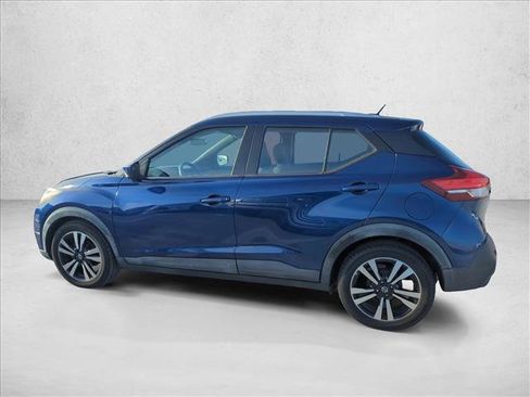 Used 2020 Nissan Kicks SV image 5