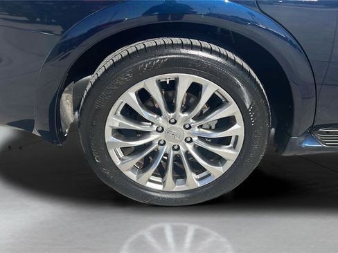 Used 2017 INFINITI QX80 4WD w/ Deluxe Technology Package image 21