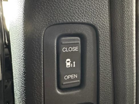 Used 2022 Honda Odyssey Touring image 19