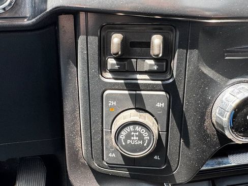 Used 2025 Ford F150 Raptor AWD/4WD image 21