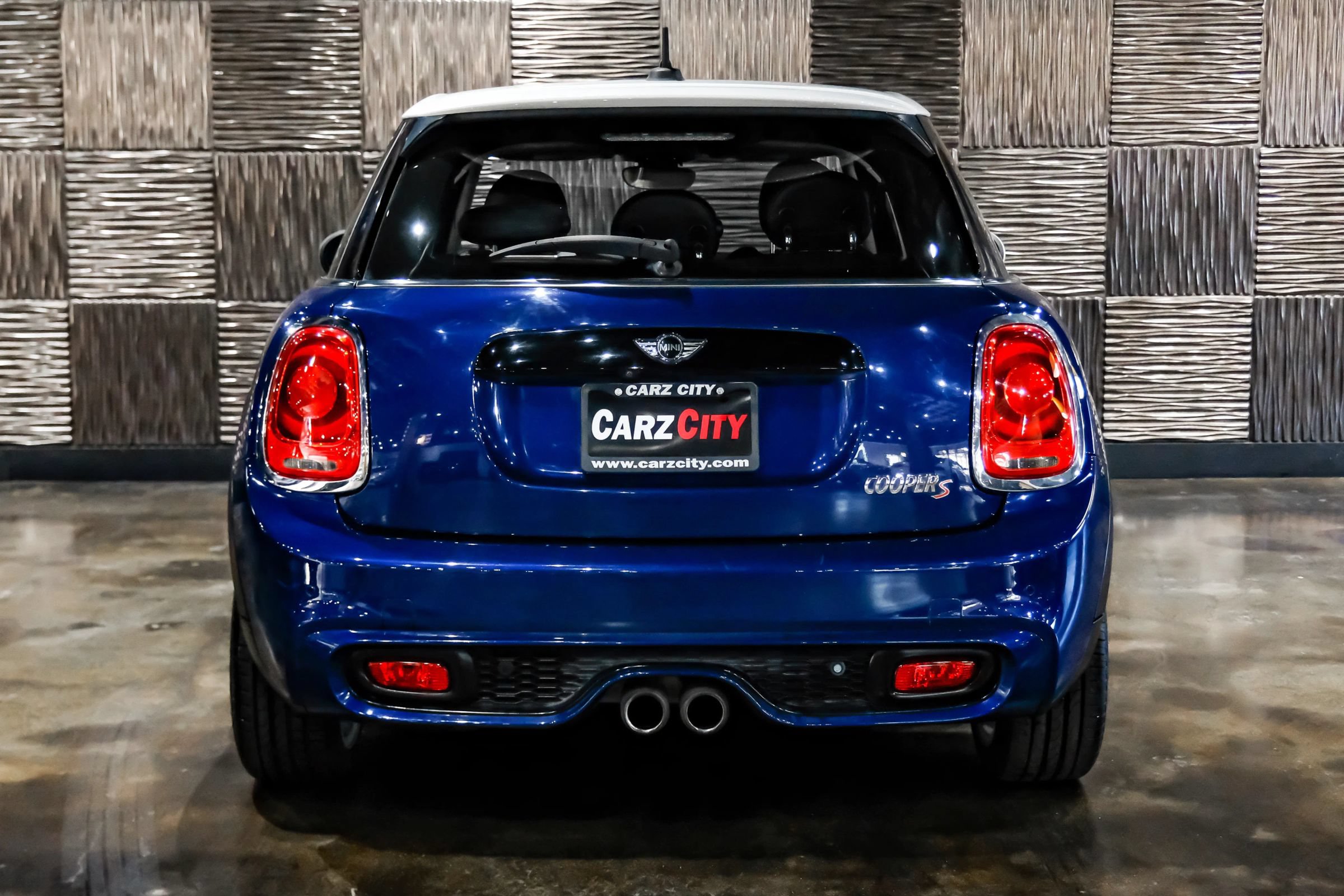 Used 2018 MINI Cooper S w/ Premium Package FWD image 15