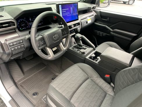 New 2026 Toyota 4Runner TRD Off-Road Premium AWD/4WD image 10