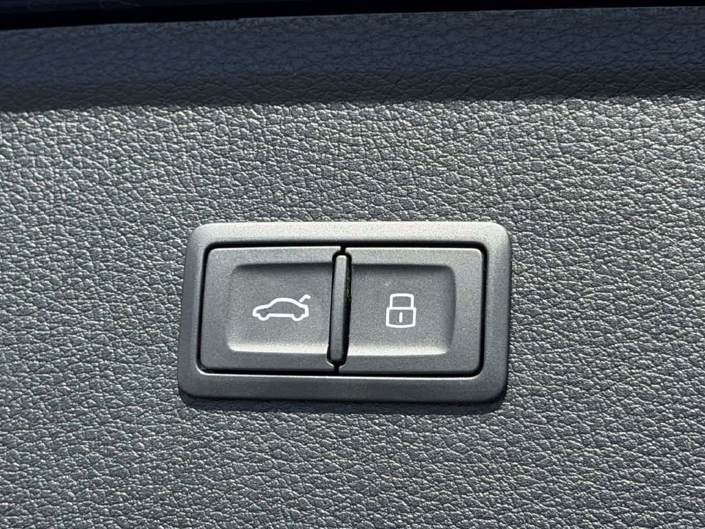 Certified 2024 Audi Q5 2.0T Premium AWD/4WD image 21