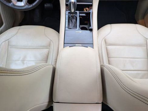 Used 2013 Ford Taurus SEL image 30