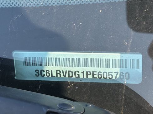 Used 2023 RAM ProMaster 2500 FWD image 2