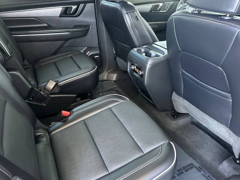Certified 2026 Buick Enclave Preferred FWD image 20