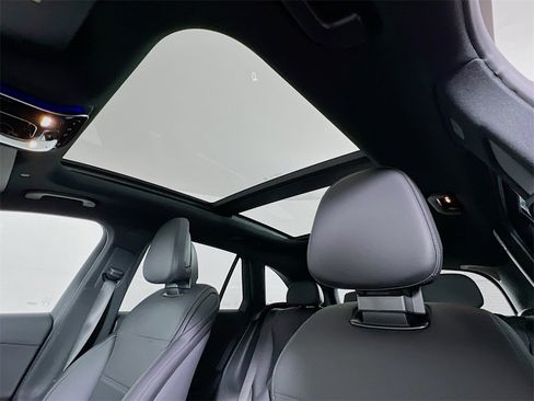 New 2025 Mercedes-Benz GLC 300 4MATIC image 14