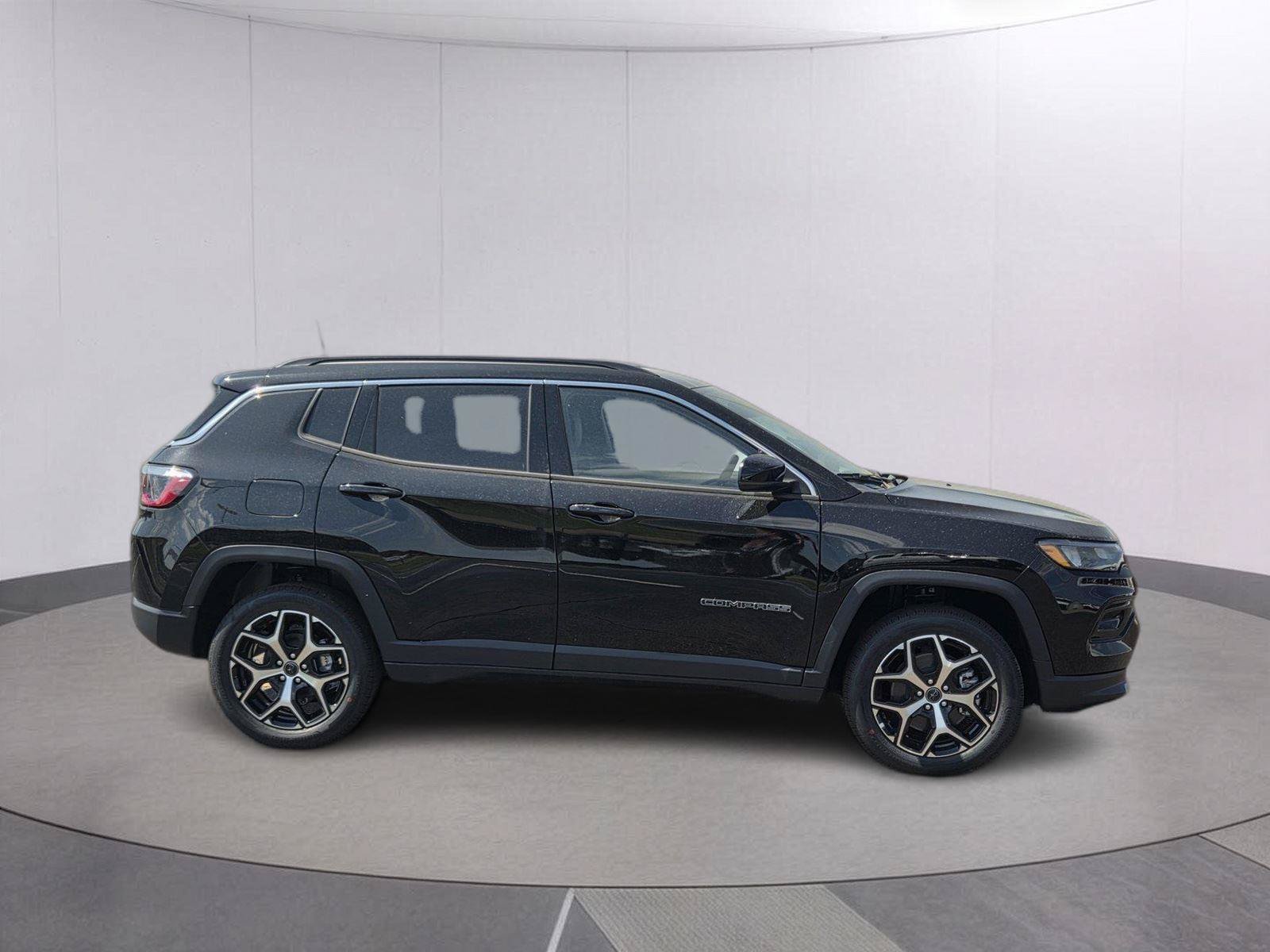 New 2026 Jeep Compass Limited AWD/4WD image 4