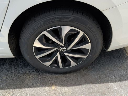 Used 2024 Volkswagen Jetta S FWD image 5