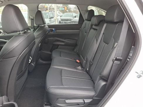 New 2026 Kia Sorento S image 5