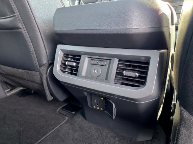 Used 2026 Ford F350 Lariat w/ Black Appearance Package AWD/4WD image 12