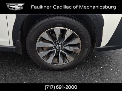 Used 2023 Subaru Outback Touring XT w/ Popular Package #2 image 8