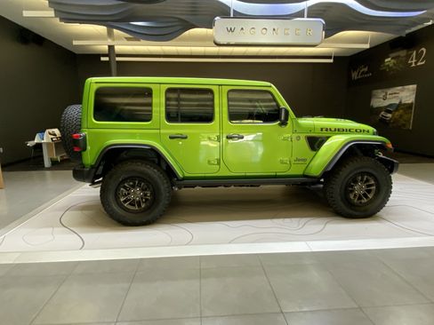 New 2025 Jeep Wrangler Unlimited Rubicon 392 image 7