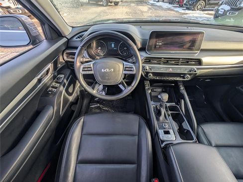 Used 2022 Kia Telluride S image 17