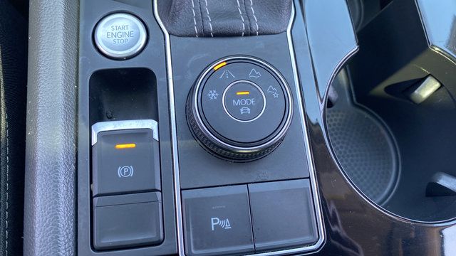 Used 2023 Volkswagen Atlas SE w/ Panoramic Sunroof Package AWD/4WD image 20