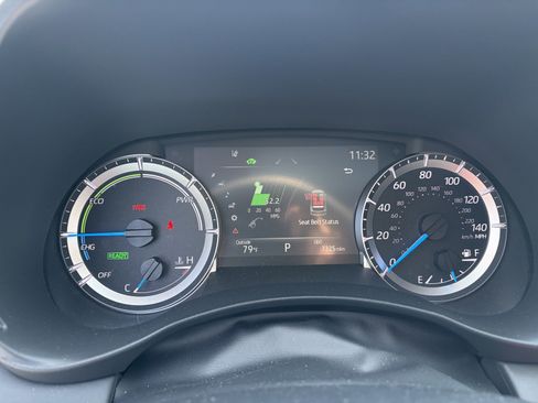 Used 2023 Toyota Highlander XLE AWD/4WD image 15