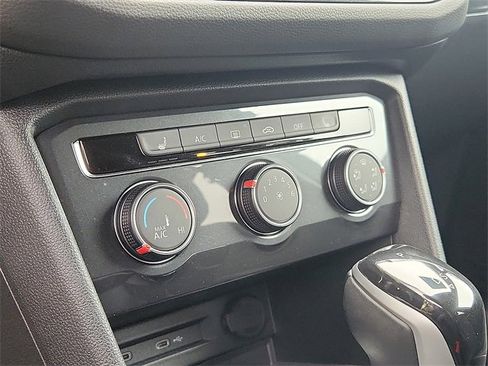 Certified 2022 Volkswagen Tiguan S image 16