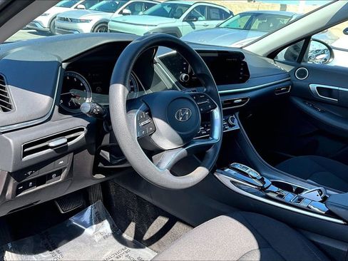 Certified 2023 Hyundai Sonata SEL FWD image 9