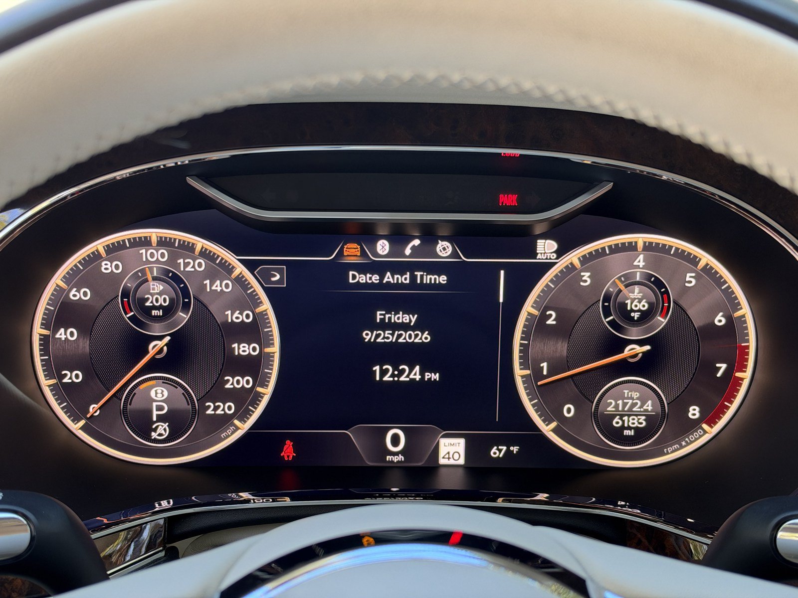 Certified 2023 Bentley Flying Spur V8 AWD/4WD image 19