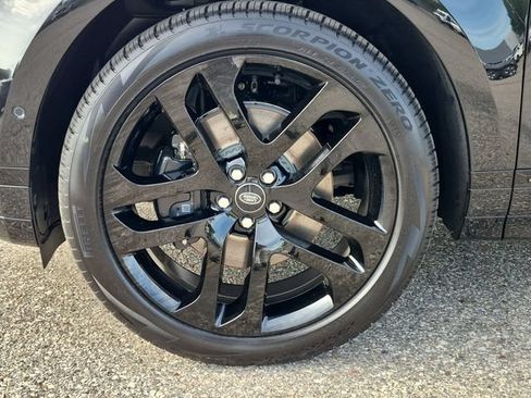 New 2026 Land Rover Range Rover Evoque Hoxton AWD/4WD image 21