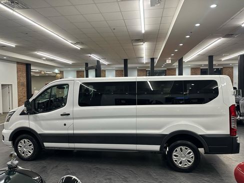 Used 2023 Ford Transit 350 XLT RWD image 8