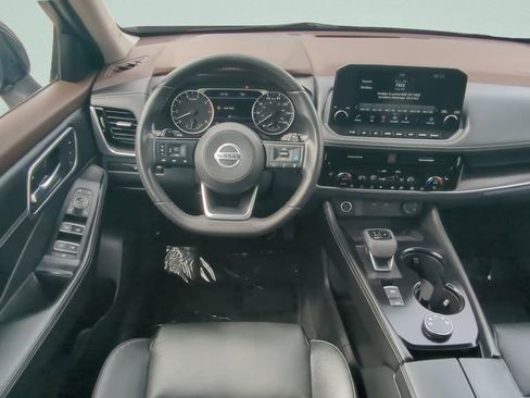 Certified 2021 Nissan Rogue SL w/ Premium Package AWD/4WD image 12