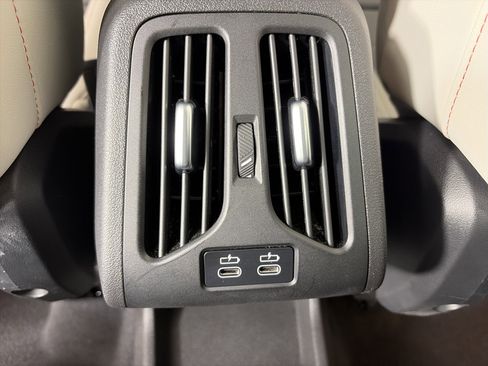 Used 2024 BMW X2 xDrive28i w/ Convenience Package AWD/4WD image 18