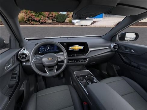 New 2026 Chevrolet Equinox LT AWD/4WD image 15