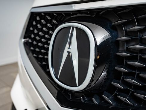 Used 2020 Acura MDX SH-AWD image 3