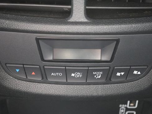 Used 2022 Honda Pilot TrailSport image 23