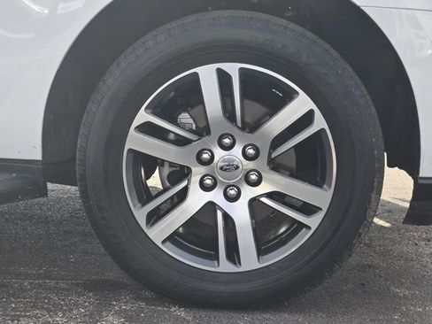 Certified 2024 Ford Expedition Limited image 10