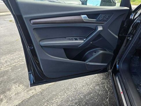 Used 2023 Audi Q5 2.0T Premium Plus w/ Premium Plus Package image 24