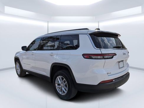 New 2026 Jeep Grand Cherokee L Laredo w/ Trailer Tow Package RWD image 6