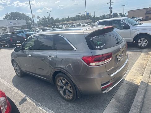 Used 2016 Kia Sorento SX FWD image 19