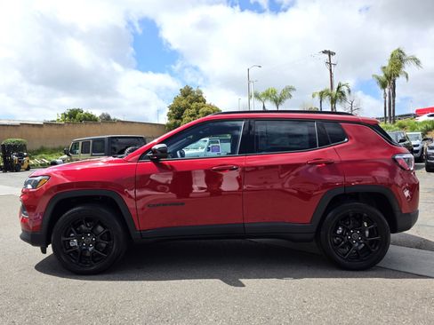 New 2025 Jeep Compass Latitude w/ Altitude Special Edition image 2