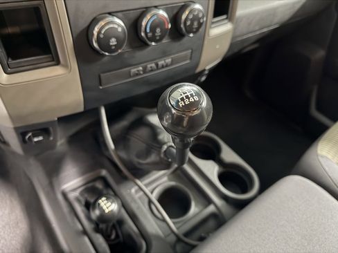 Used 2012 RAM 3500 ST w/ Chrome Appearance Group image 19