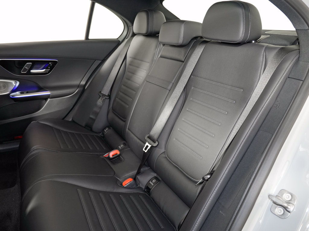 Certified 2026 Mercedes-Benz C 43 AMG 4MATIC Sedan image 28