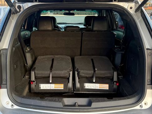 Used 2013 Ford Explorer XLT image 8