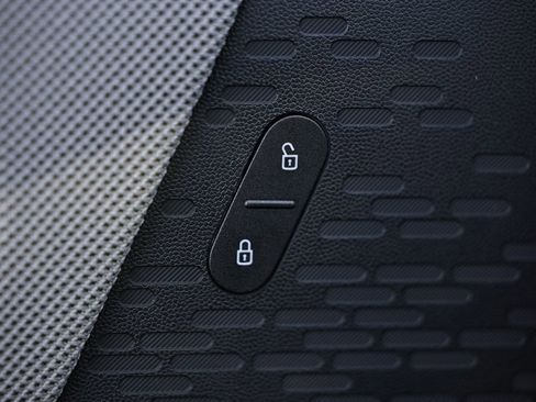 New 2026 MINI Cooper S image 17