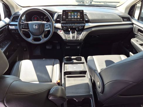 Used 2025 Honda Odyssey EX-L image 31