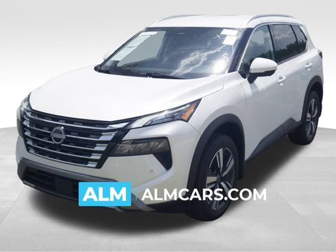 Used 2025 Nissan Rogue SL AWD/4WD image 1