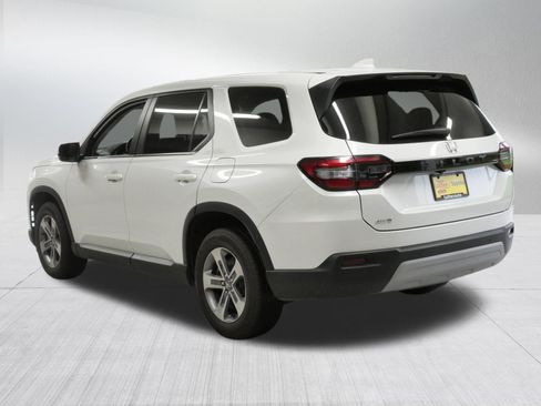 Used 2024 Honda Pilot EX-L image 5