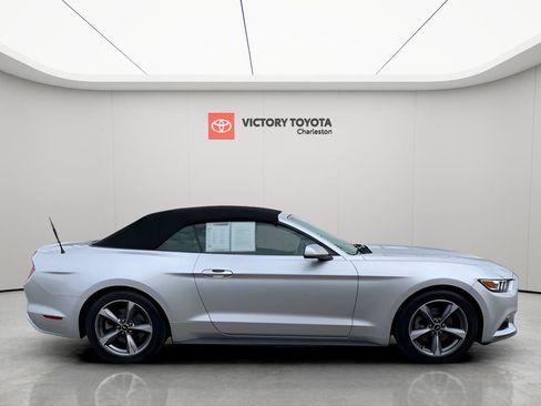 Used 2016 Ford Mustang Convertible w/ Equipment Group 051A image 9