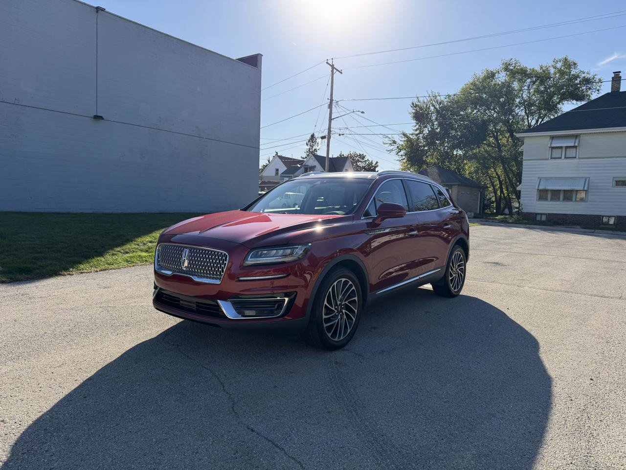 Used 2019 Lincoln Nautilus Reserve AWD/4WD image 3