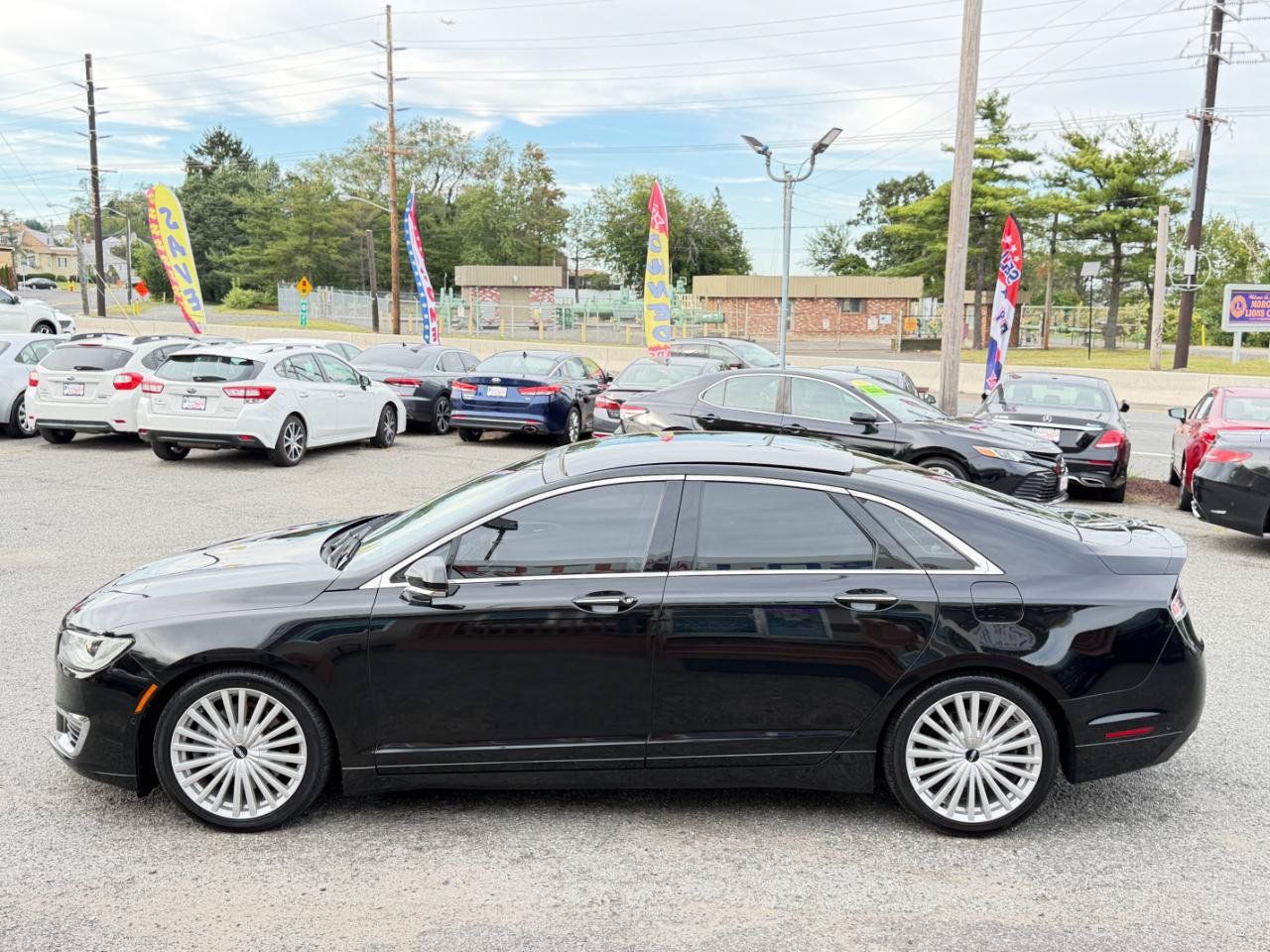 Used 2017 Lincoln MKZ Reserve w/ Technology Package AWD/4WD image 7